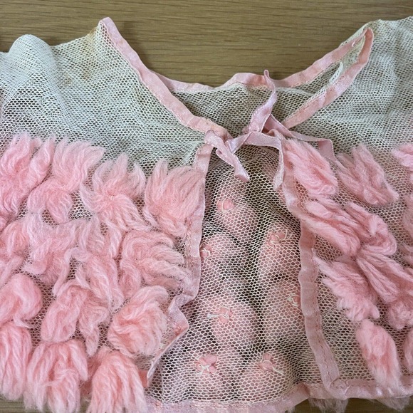 Baby Girl's Vintage Sz 3-6 Mos Pink Yarn Mesh Handmade One of a Kind Shrug - Picture 3 of 7